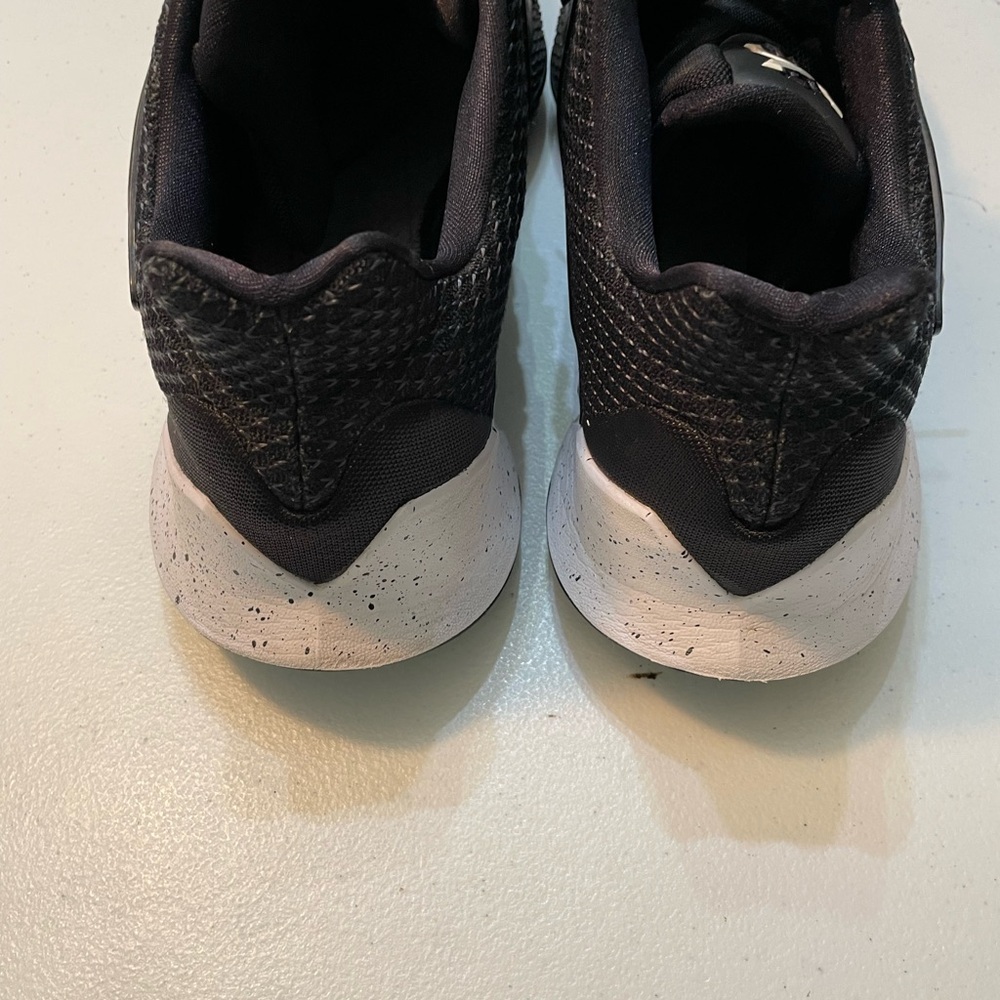 Nike Men's Kyrie 2 Low Black Athletic Shoes SB- - Picture 3 of 7